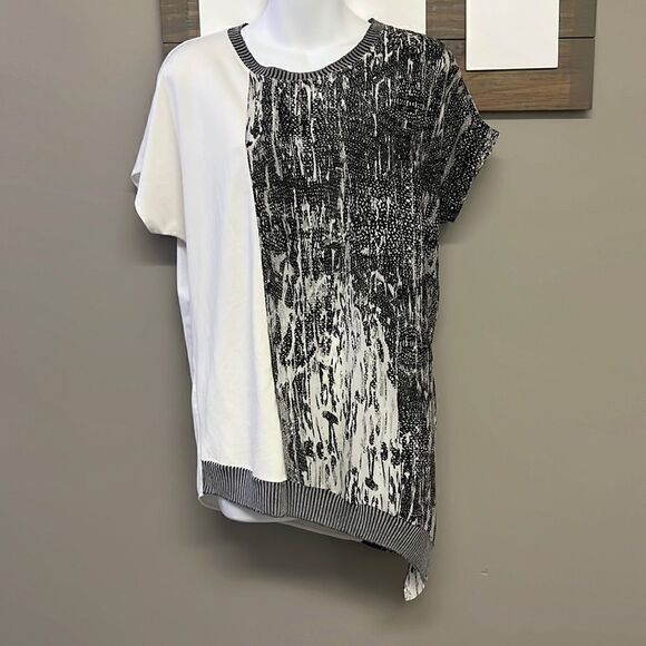 ZARA Asymmetrical Crewneck Short Sleeve Abstract Mix Material Hi/Low Blouse-Med - Picture 1 of 14